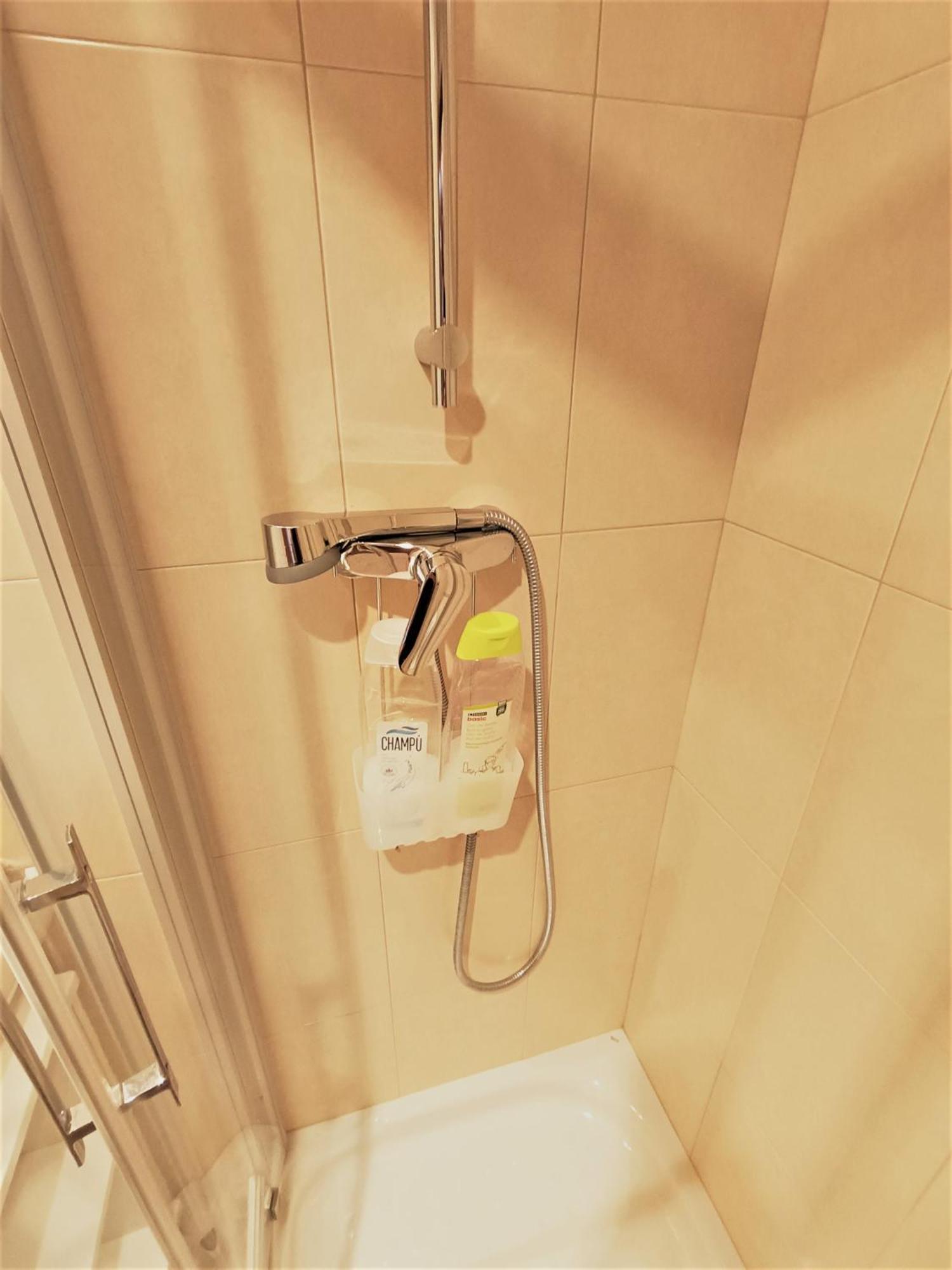 Apartament Bec, Hospital Cruces, Parking Gratis, Wifi, Aa, A 15 Min De Bilbao Barakaldo Zewnętrze zdjęcie